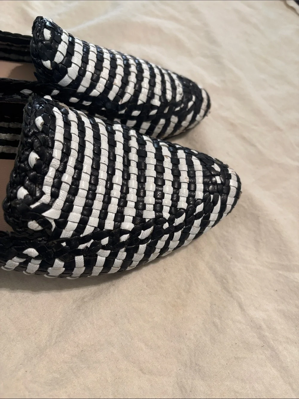 kate spade black & white woven slip-on loafers